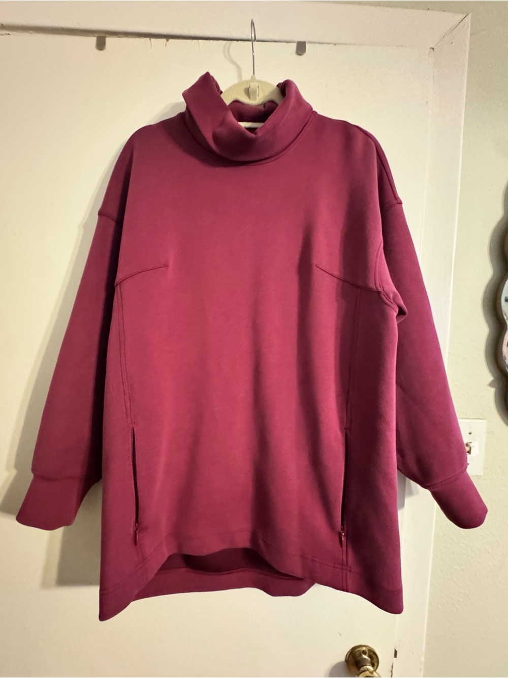 Oversized  Lululemon Maroon Turtleneck Sweatshirt -